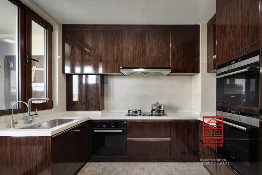 天山九峯165平米港式風(fēng)格裝修實景圖