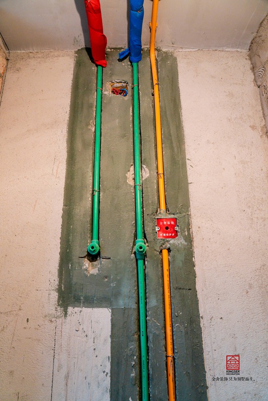 瀚林甲第160㎡裝修木工施工現場